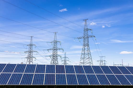 Solar and wind hybrid generation